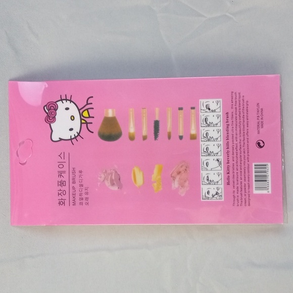 🛍️ Hello Kitty Makeup Brush Set - Picture 4 of 5